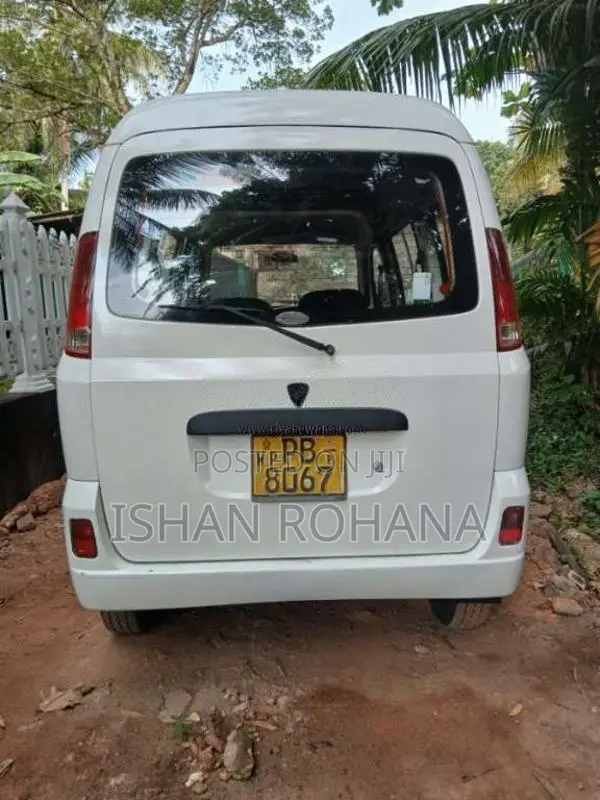 Micro Mpv 2009 Van (Used)