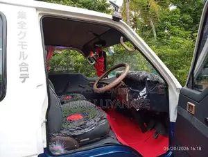 Toyota Shell 1988 Van (Used)