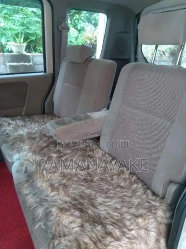 Nissan Clipper Wagon 2014 Van (Used)