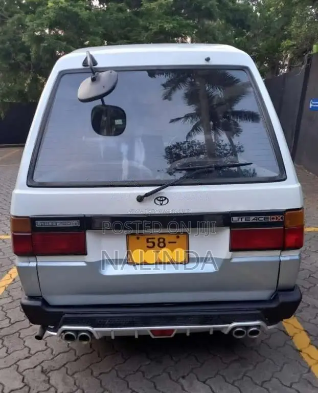 Toyota LiteAce 1991 Van (Used)