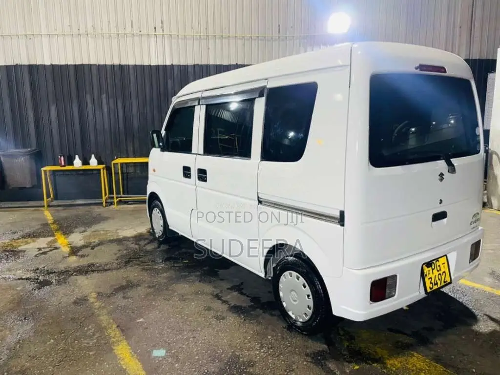 Suzuki Every 2014 Van (Used)