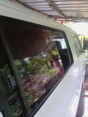 Mitsubishi L300 1985 Van (Used)