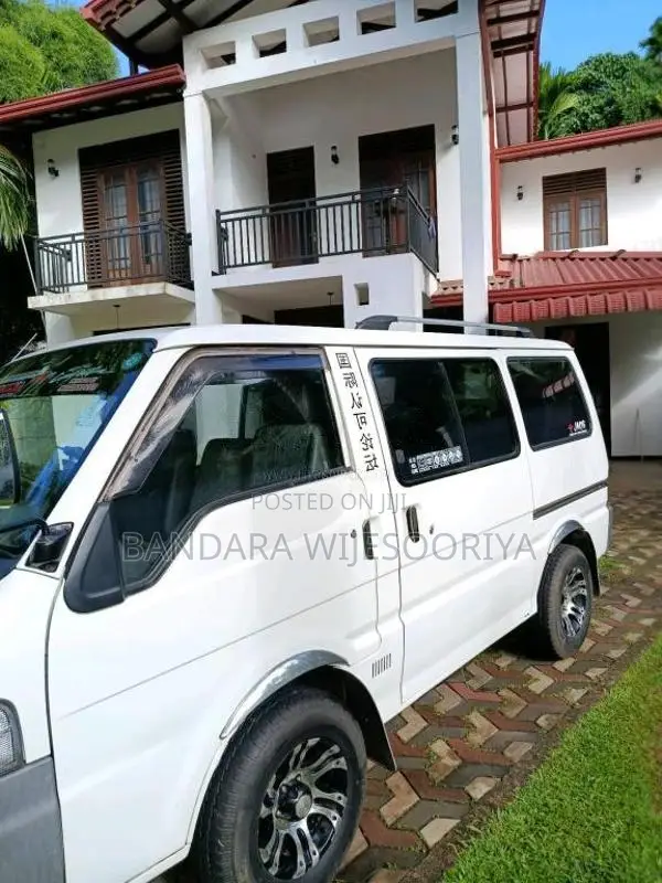 Mazda Bongo 2000 Van (Used)