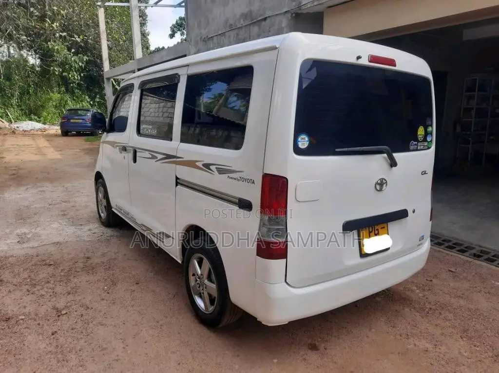 Toyota Townace S402M 2012 Van (Used)