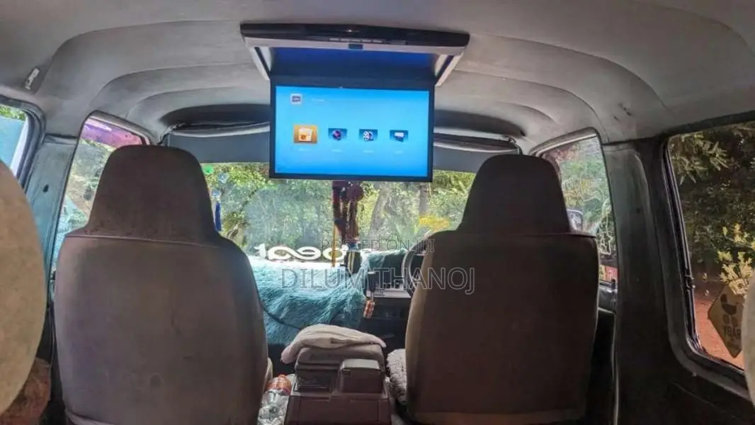 Toyota Shell 1988 Van (Used)