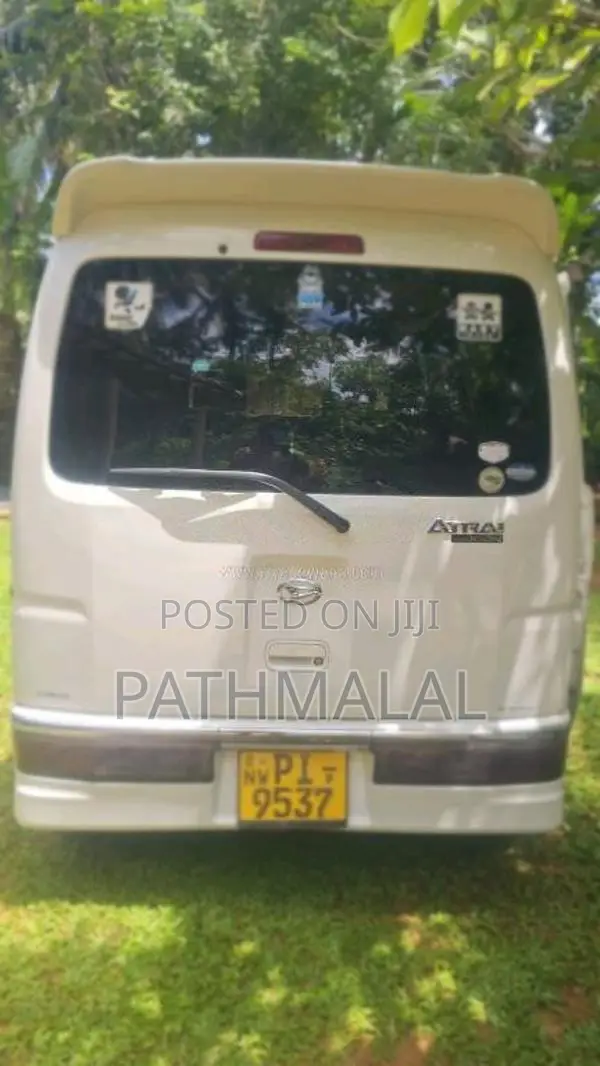 Daihatsu Atrai Wagon 2017 Van (Used)