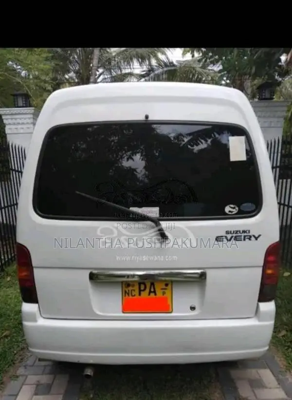 Suzuki Every DA 52 2001 Van (Used)