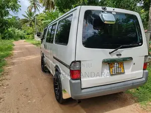 Nissan Vanette 2010 Van (Used)