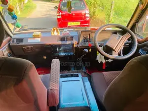 Toyota Shell 1984 Van (Used)