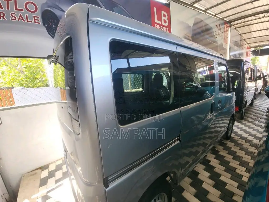 Daihatsu Hijet Cargo 2025 Van Unregistered (Recondition)