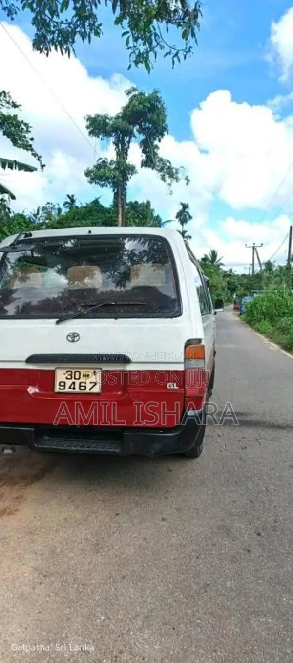 Toyota LH30 1981 Van (Used)