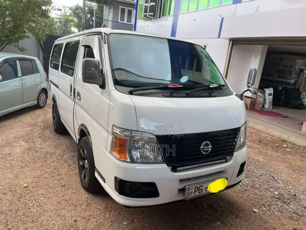 Nissan Caravan 2011 Van (Used)