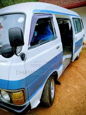 Toyota LH30 1982 Van (Used)