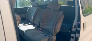 Toyota Granvia 2007 Van (Used)