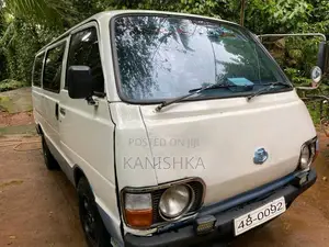 Toyota Hiace 1980 Van (Used)