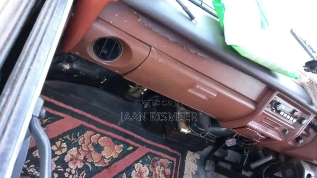 Mitsubishi Delica T120 1980 Van (Used)