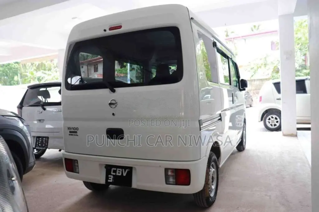 Nissan Clipper 2023 Van (Used)