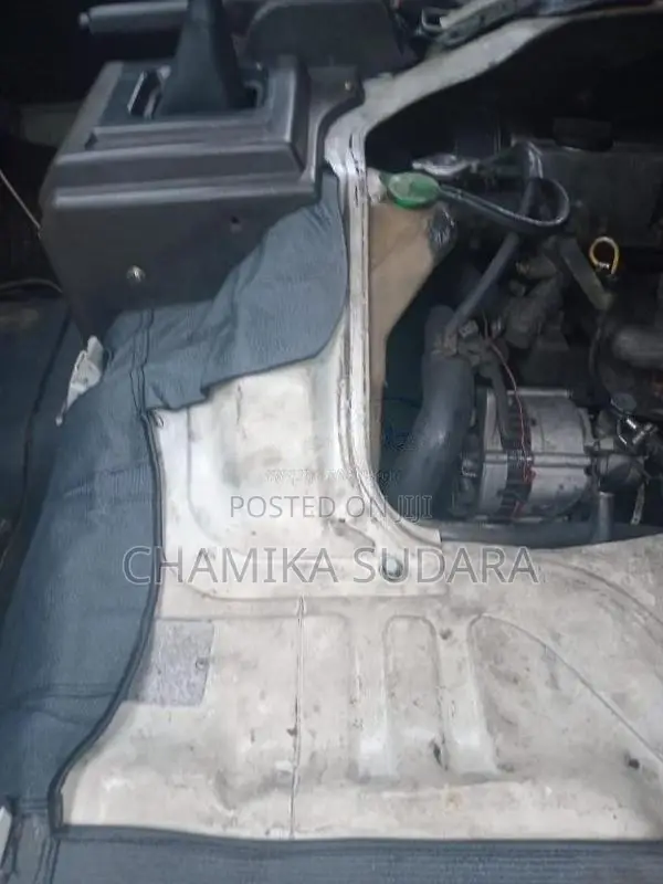 Nissan Vanette 1986 Van (Used)