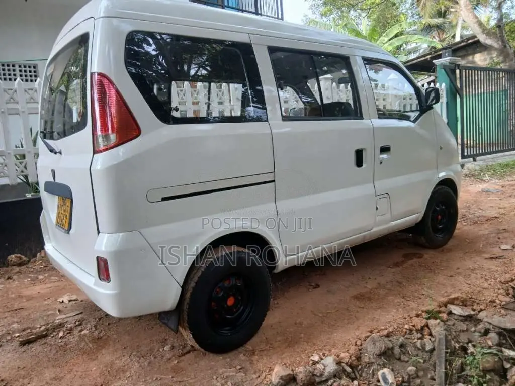 Micro Mpv 2009 Van (Used)