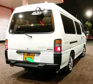 Mitsubishi L300 PO15 2013 Van (Used)