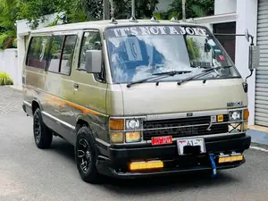 Toyota Shell 1991 Van (Used)