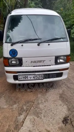 Daihatsu Hijet 2001 Van (Used)
