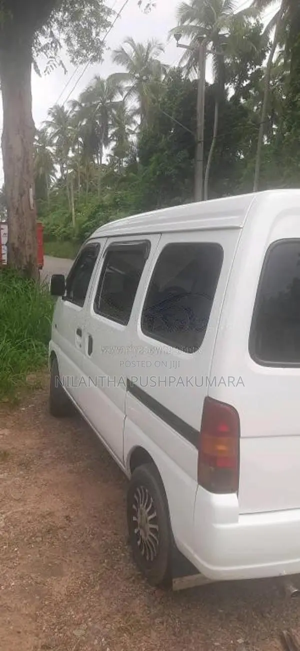 Suzuki Every DA 52 2001 Van (Used)