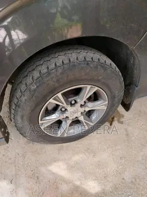 Toyota KDH 2011 Van (Used)