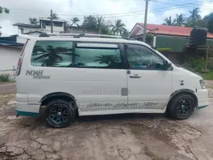 Toyota Townace Noah 1999 Van (Used)