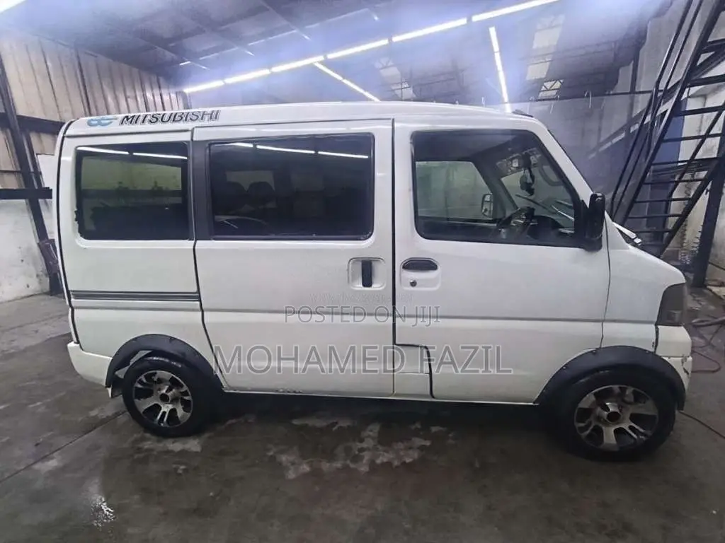 Mitsubishi MiniCab 2003 Van (Used)