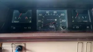 Mitsubishi Delica L300 1989 Van (Used)