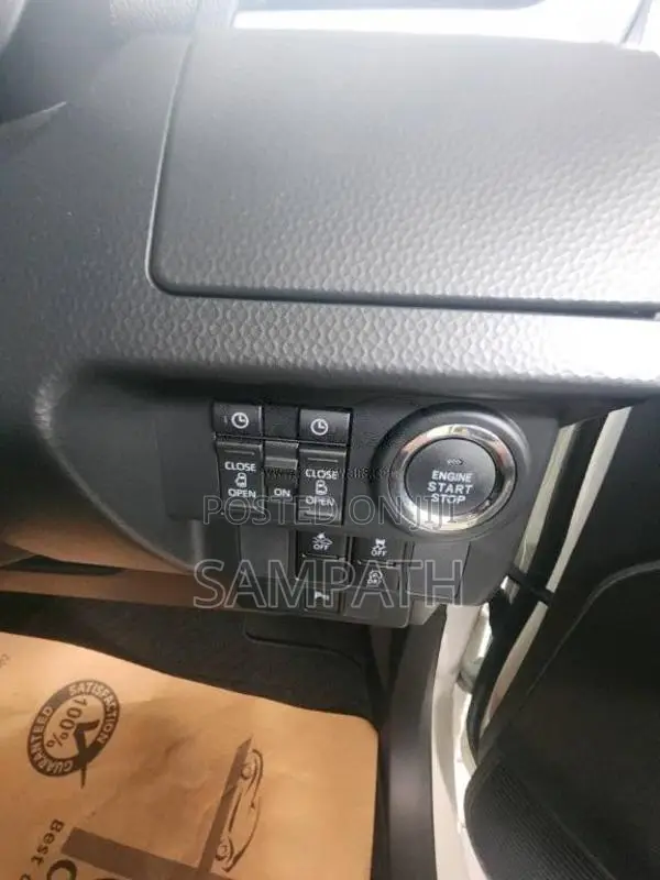Daihatsu THOR Custom GT 2025 Van Unregistered (Recondition)