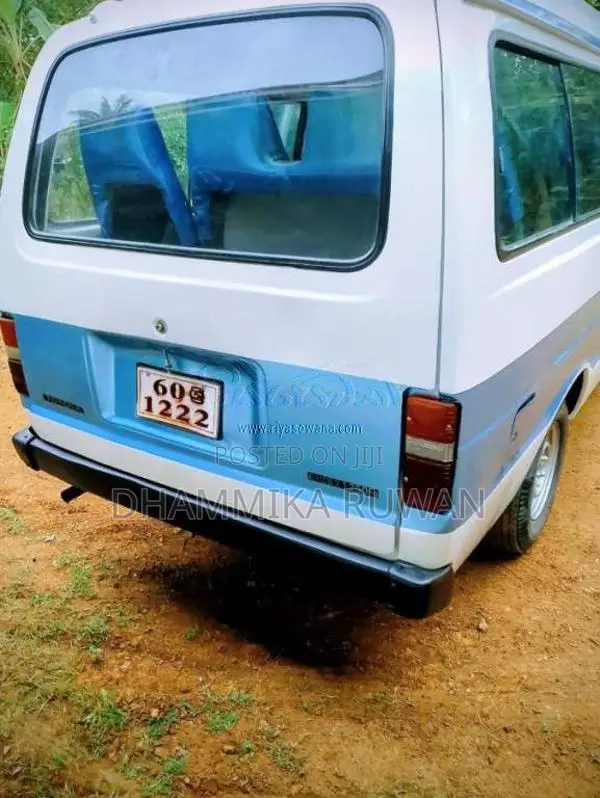Toyota LH30 1982 Van (Used)