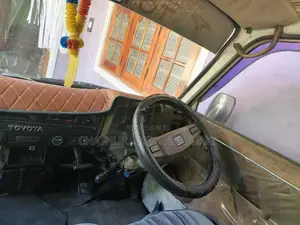 Toyota Lh30 1985 Van (Used)
