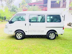 Mazda Bongo 1999 Van (Used)