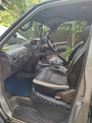 Nissan Serena 1994 Van (Used)