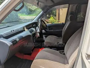 Toyota Noah CR42 1998 Van (Used)