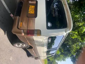 Toyota RH20 Hiace 1983 Van (Used)