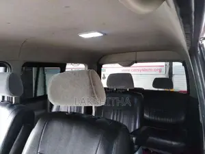 Toyota KDH 211 2007 Van (Used)