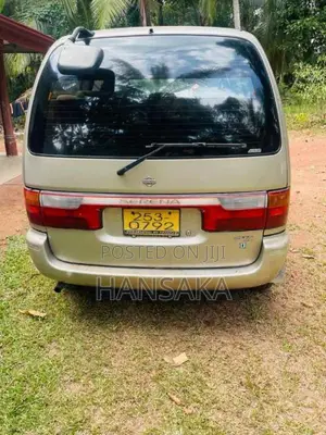 Nissan Serena 1998 Van (Used)