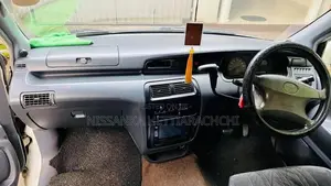 Toyota TownAce Noah 1998 Van (Used)