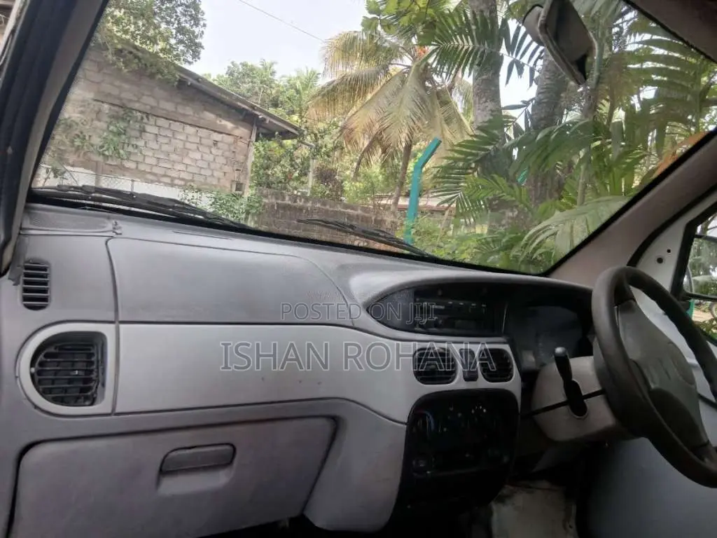 Micro Mpv 2009 Van (Used)
