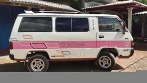 Mitsubishi L300 1985 Van (Used)