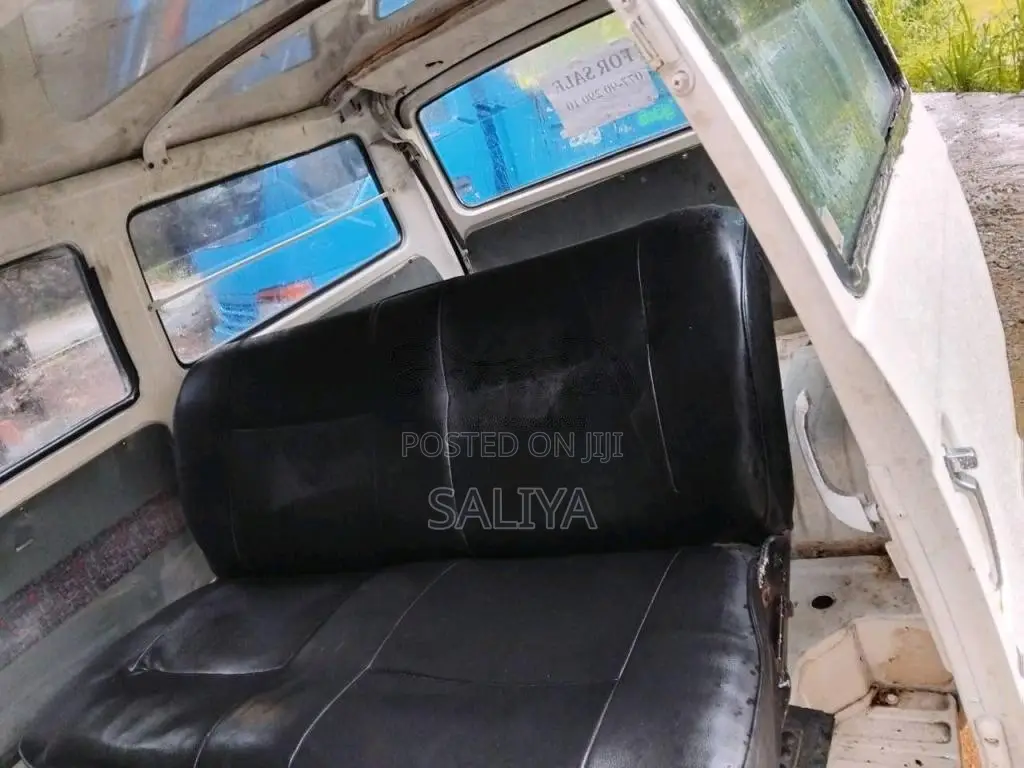 Mitsubishi Delica 1980 Van (Used)
