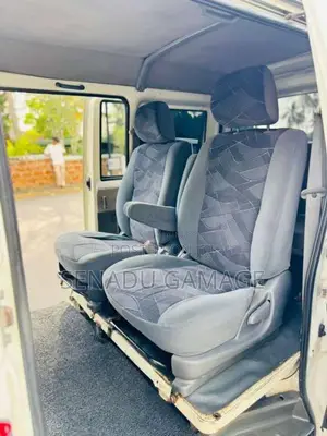 Nissan Clipper 2011 Van (Used)