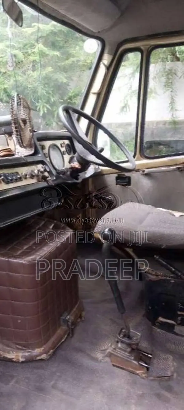 Force Tempo 2007 Van (Used)
