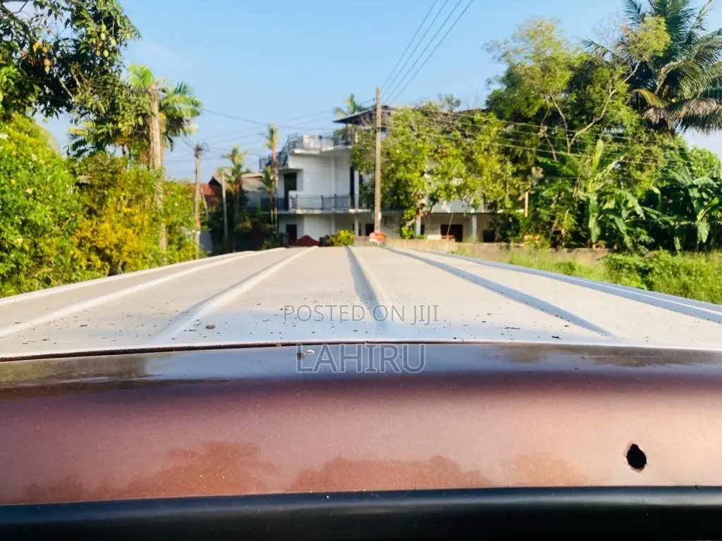 Toyota Shell 1984 Van (Used)