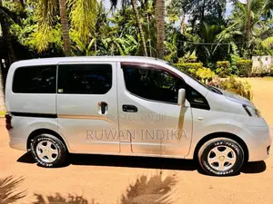 Nissan NV200 2011 Van (Used)