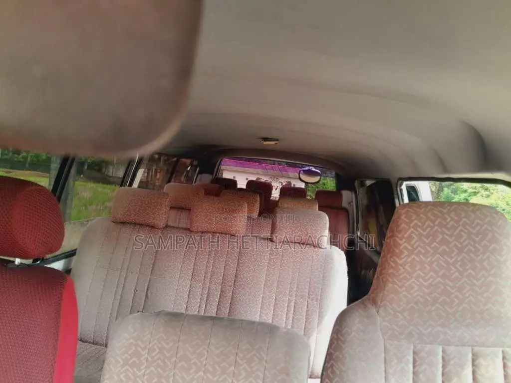 Toyota Hiace LH61 1987 Van (Used)