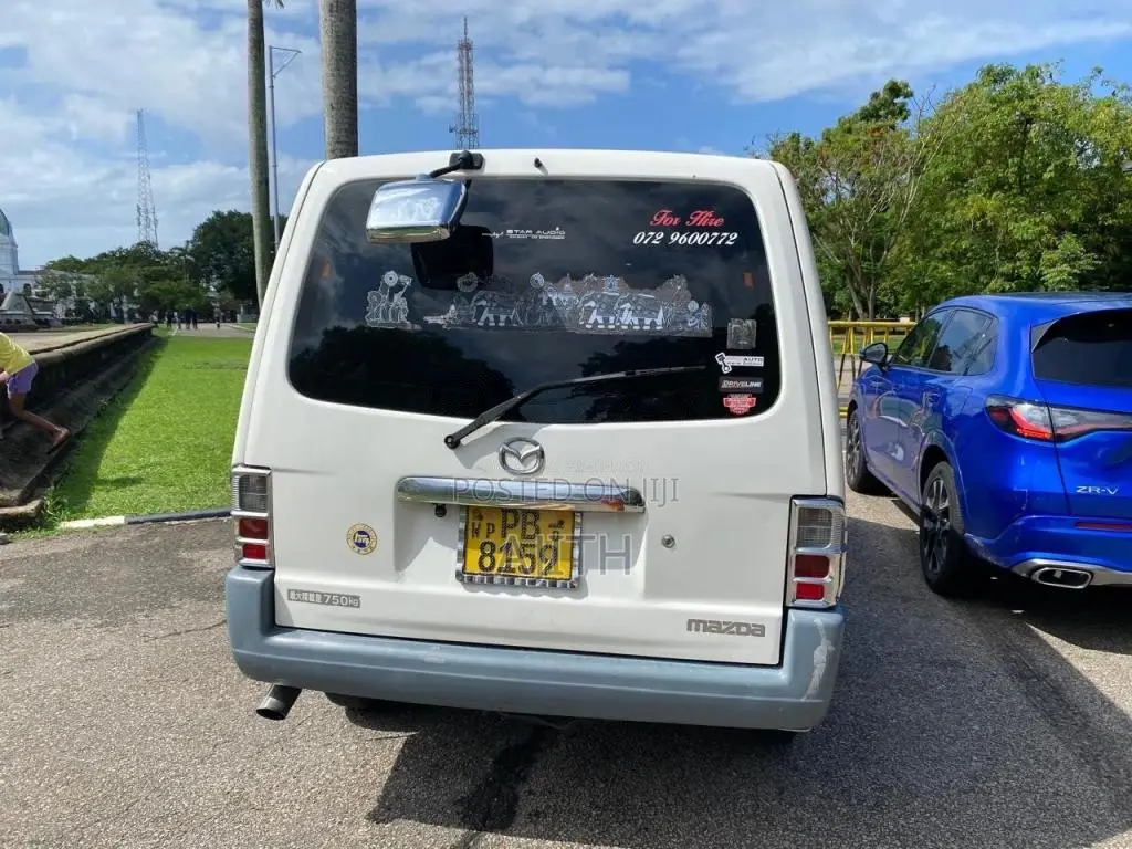 Mazda Bongo 2002 Van (Used)